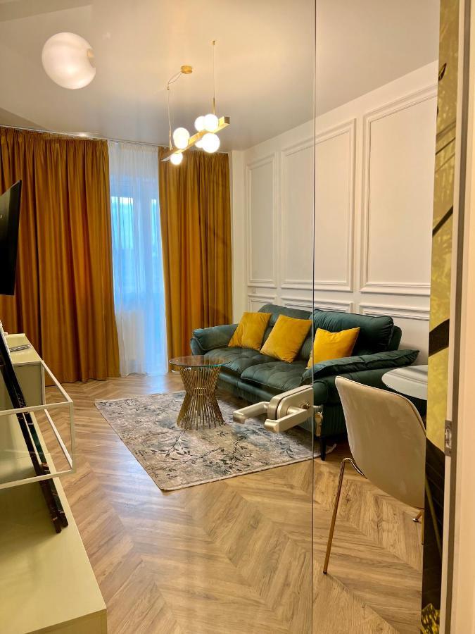 יאשי Nivas Apartments-Palace Of Culture מראה חיצוני תמונה